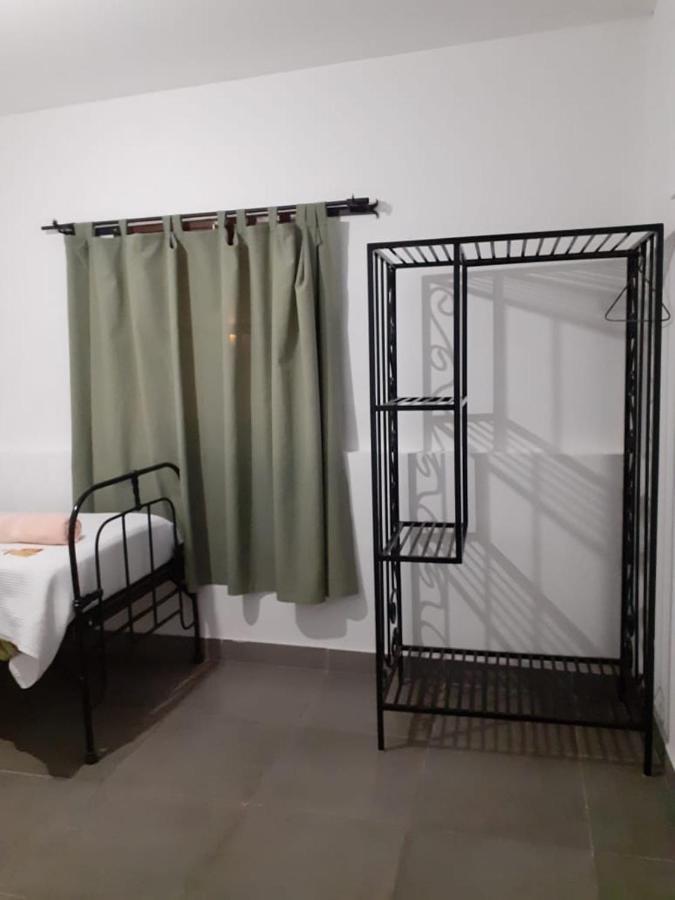 Hostal Los Faroles Chicoana Bagian luar foto
