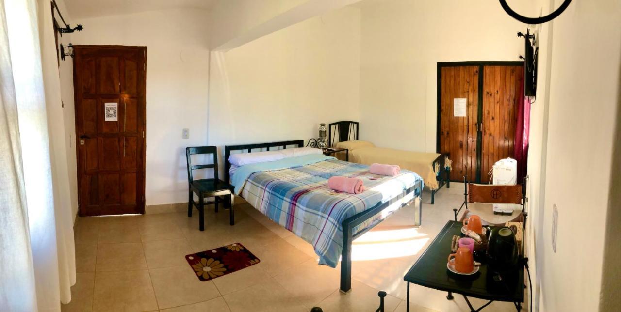 Hostal Los Faroles Chicoana Bagian luar foto