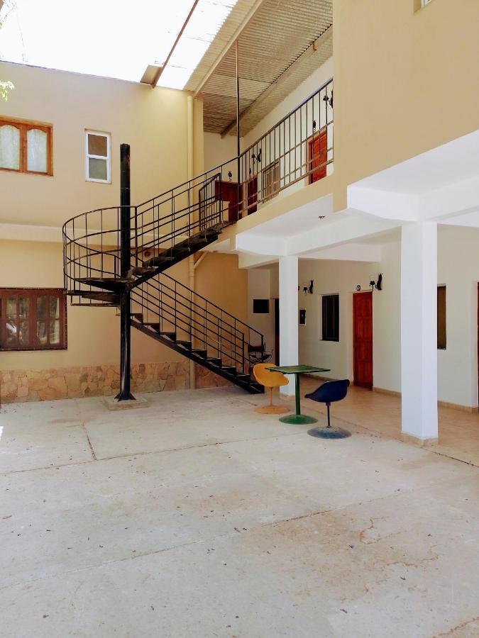 Hostal Los Faroles Chicoana Bagian luar foto