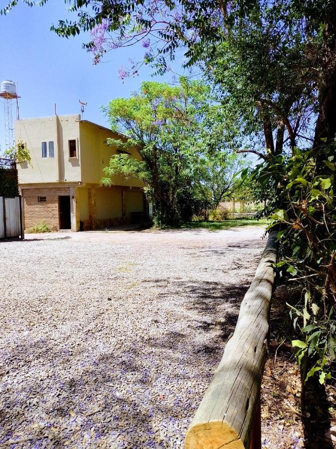 Hostal Los Faroles Chicoana Bagian luar foto
