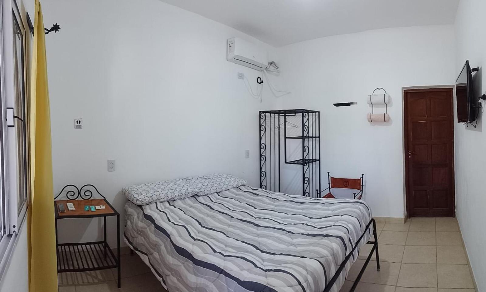 Hostal Los Faroles Chicoana Bagian luar foto